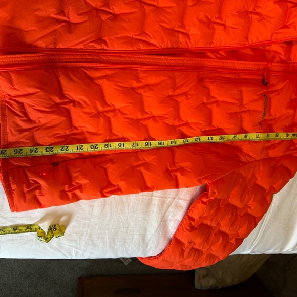 Eddie Bauer First Ascent jacket eb800;; Size Large - Picture 14 of 16